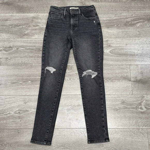 NWOT Levi’s 721 High Rise Skinny Black Wash Denim Jeans Distressed 26 - Picture 7 of 15